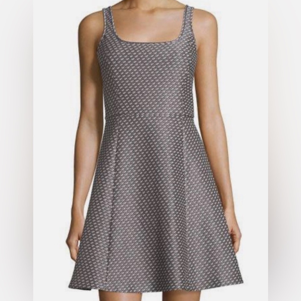 Theory Sz 8 Trekana Circuit Knit‎ Black and White Sleeveless Fit And Flare Dress